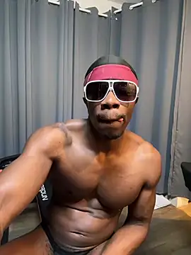 Snapshot of majicjackson chatting on 02.13.26 majicjackson online show from 02.13.26