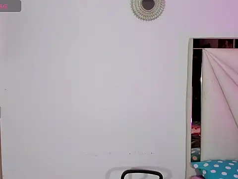 Snapshot of ale-noah chatting on 02.11.26 ale-noah online show from 02.11.26