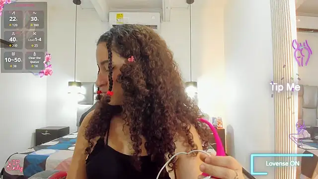 Snapshot of NoaMalak7 chatting on 02.18.26 NoaMalak7 online show from 02.18.26