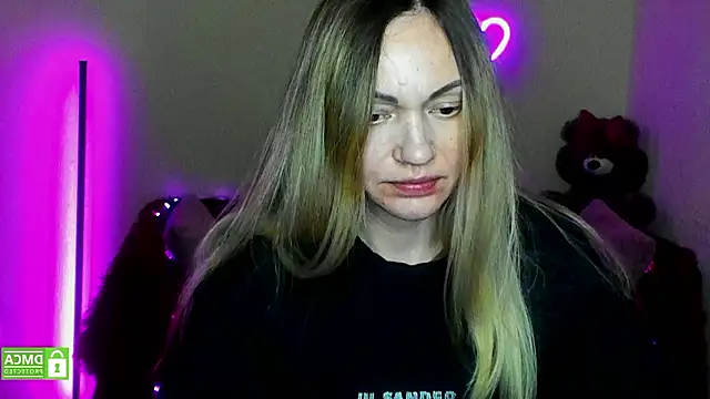 Snapshot of BlondMikey22 chatting on 02.07.26 BlondMikey22 online show from 02.07.26