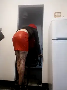 LASCHIAVA6TV72 online show from 04.07.26