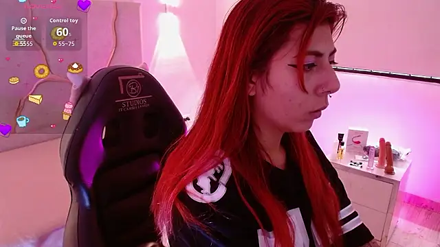 Snapshot of Sashaa_tay chatting on 02.24.26 Sashaa tay online show from 02.24.26