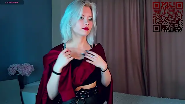 GoldenLenarz online show from 04.07.26