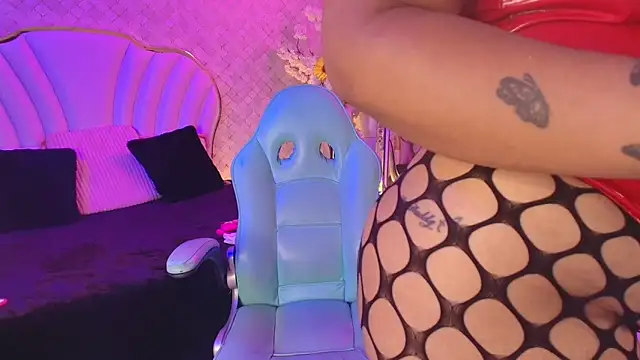 YazminJenner online show from 06.18.26