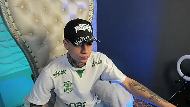 Snapshot of acxel_prescot chatting on 02.17.26 acxel prescot online show from 02.17.26