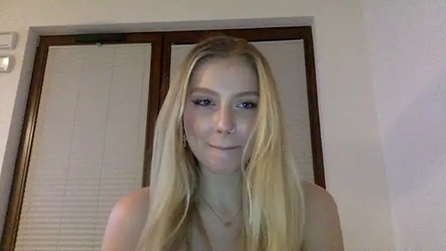 MayaWetDream online show from 03.04.26