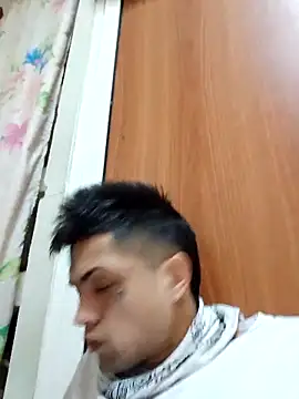 Snapshot of CubanoxxxSex chatting on 03.01.26 CubanoxxxSex online show from 03.01.26