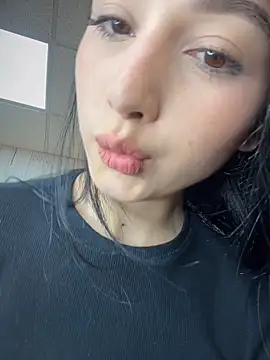 BadLilAngelXXX online show from 04.04.26