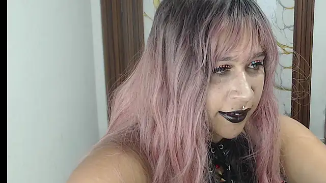 Snapshot of valen_ros chatting on 03.02.26 valen ros online show from 03.02.26