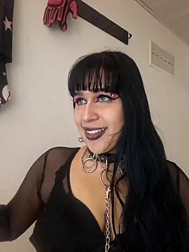Snapshot of valen_ros chatting on 05.30.26 valen ros online show from 05.30.26