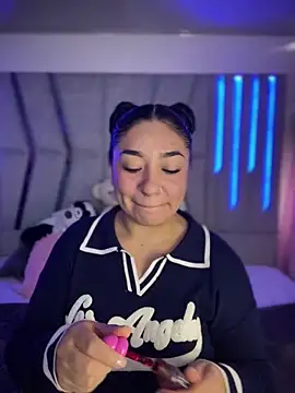 Snapshot of Grecia_Valmont chatting on 02.24.26 Grecia Valmont online show from 02.24.26