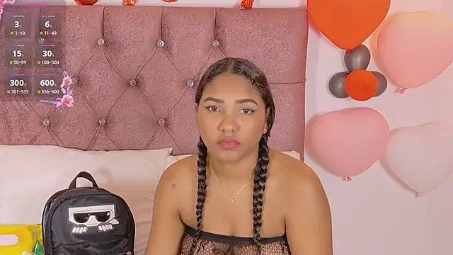 Snapshot of xblack_moon chatting on 02.16.26 xblack moon online show from 02.16.26