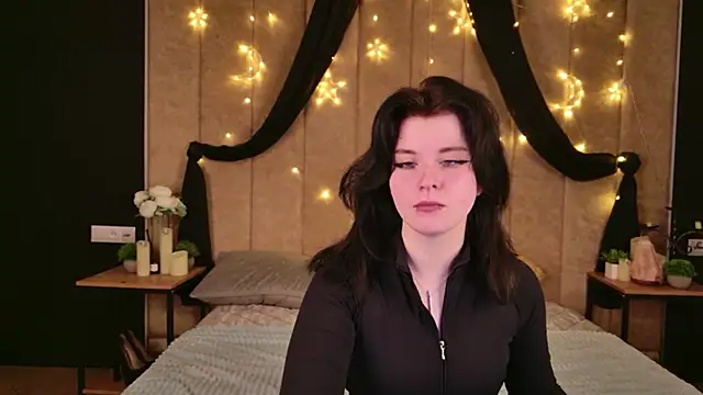 Snapshot of Milana_Bold chatting on 02.22.26 Milana Bold online show from 02.22.26