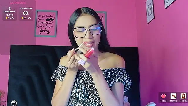 Snapshot of ThinPrincesss chatting on 02.26.26 ThinPrincesss online show from 02.26.26