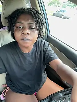 Ebony Queeen online show from 05.17.26