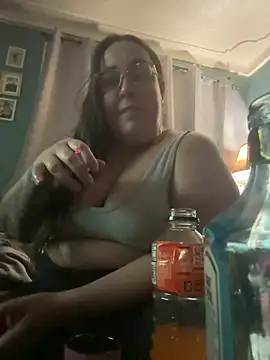 Snapshot of kayleighgirl chatting on 05.09.26 kayleighgirl online show from 05.09.26