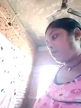 Snapshot of Horney_Bhabhi chatting on 05.14.26 Horney Bhabhi online show from 05.14.26
