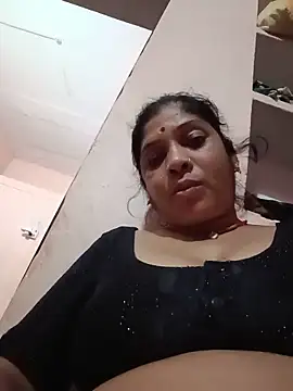 Snapshot of Horney_Bhabhi chatting on 05.28.26 Horney Bhabhi online show from 05.28.26