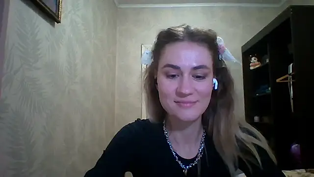 Snapshot of DeanneGilcher chatting on 02.27.26 DeanneGilcher online show from 02.27.26