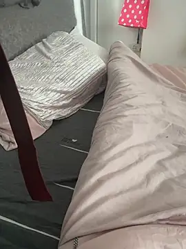 Snapshot of browncutie7 chatting on 02.25.26 browncutie7 online show from 02.25.26