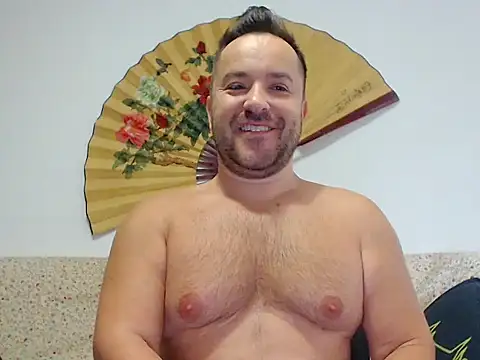 Snapshot of Hairy9inch chatting on 02.07.26 Hairy9inch online show from 02.07.26