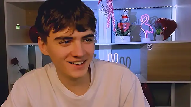 Snapshot of emil_lucky chatting on 02.16.26 emil lucky online show from 02.16.26