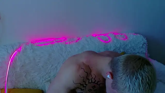 SterlingNoir online show from 02.07.26