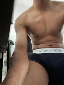 Snapshot of banvaomiengem chatting on 02.25.26 banvaomiengem online show from 02.25.26