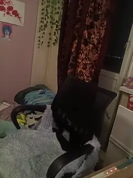 PinkyDavi online show from 02.08.26