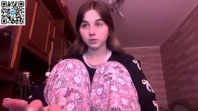 Snapshot of LovelySilk_63 chatting on 02.19.26 LovelySilk 63 online show from 02.19.26