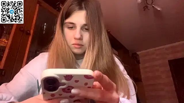 Snapshot of LovelySilk_63 chatting on 02.27.26 LovelySilk 63 online show from 02.27.26