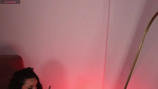 lara bombshell  online show from 04.19.26