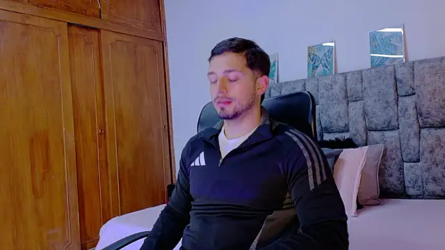 Snapshot of NICK_MOSS_ chatting on 02.21.26 NICK MOSS online show from 02.21.26