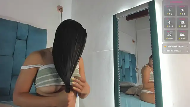 Snapshot of venezolana__caro chatting on 05.27.26 venezolana caro online show from 05.27.26