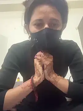 Snapshot of raavigirl chatting on 02.05.26 raavigirl online show from 02.05.26