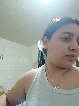 MajoArias online show from 04.23.26