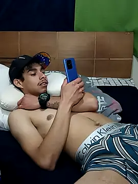 Snapshot of baby_22cm chatting on 02.25.26 baby 22cm online show from 02.25.26