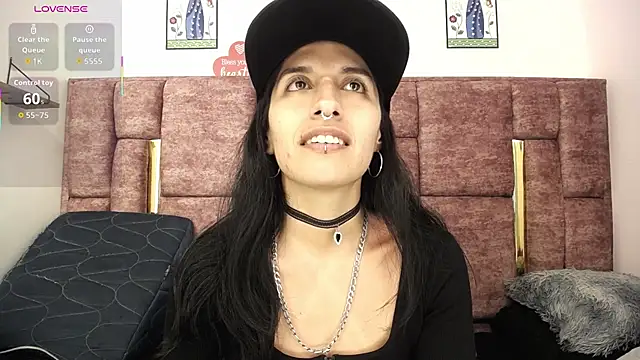 FRANCESCA LOVE  online show from 07.03.26