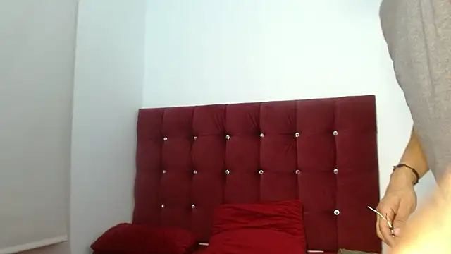 SkinnyDevil12 online show from 02.26.26