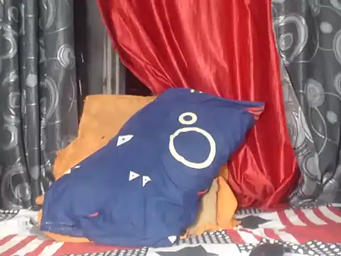 Snapshot of andreats11 chatting on 02.27.26 andreats11 online show from 02.27.26