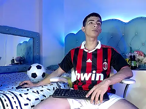 Snapshot of Apolo_Richards chatting on 02.26.26 Apolo Richards online show from 02.26.26