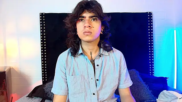 Snapshot of Axell_Kussh chatting on 02.17.26 Axell Kussh online show from 02.17.26