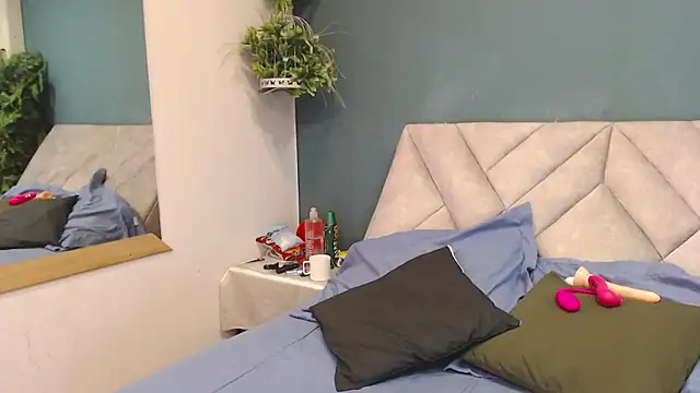 Snapshot of AmelieLux chatting on 03.02.26 AmelieLux online show from 03.02.26