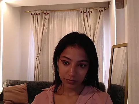 Snapshot of Scarleet_miaa chatting on 05.04.26 Scarleet miaa online show from 05.04.26