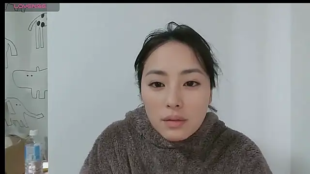 yuri-japan online show from 02.14.26