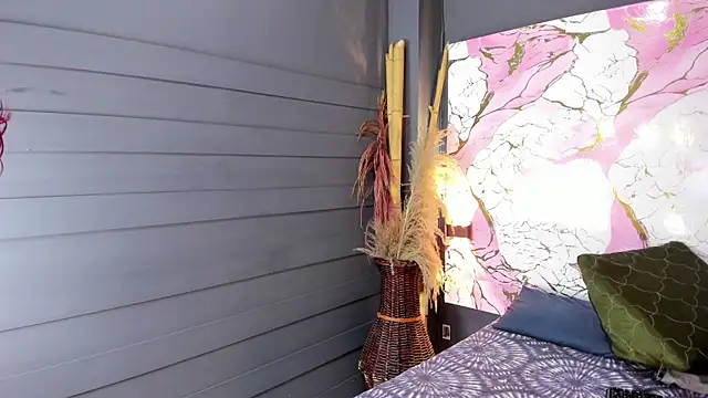 Nahomii  Doll online show from 04.08.26