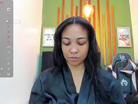 Snapshot of Venuz_01 chatting on 06.13.26 Venuz 01 online show from 06.13.26