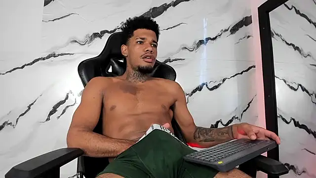 Nehemiaa boy online show from 03.29.26