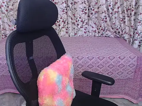 Snapshot of Bold-camlin chatting on 02.26.26 Bold-camlin online show from 02.26.26