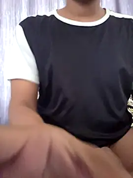 Snapshot of boyrir chatting on 02.06.26 boyrir online show from 02.06.26